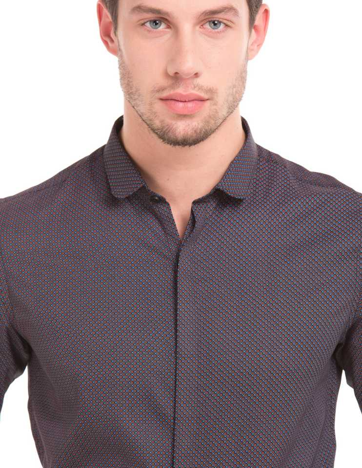 Men Slim Fit Casual Shirt