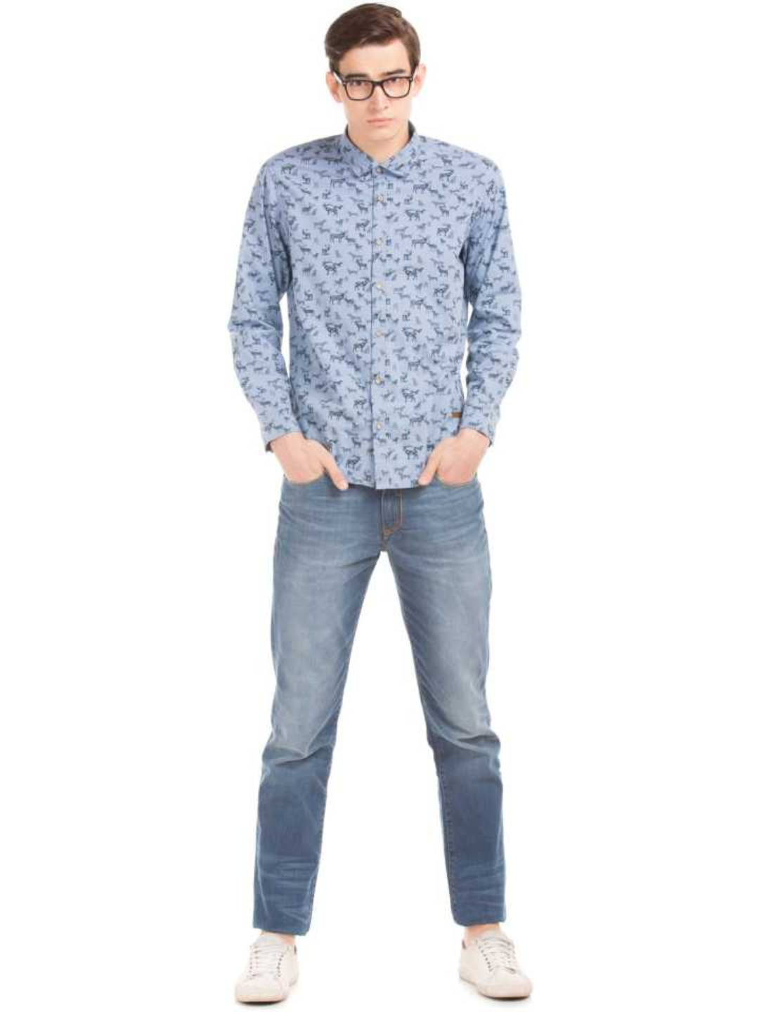 Men Regular Fit Printed Cut Away Collar Casual Shirt