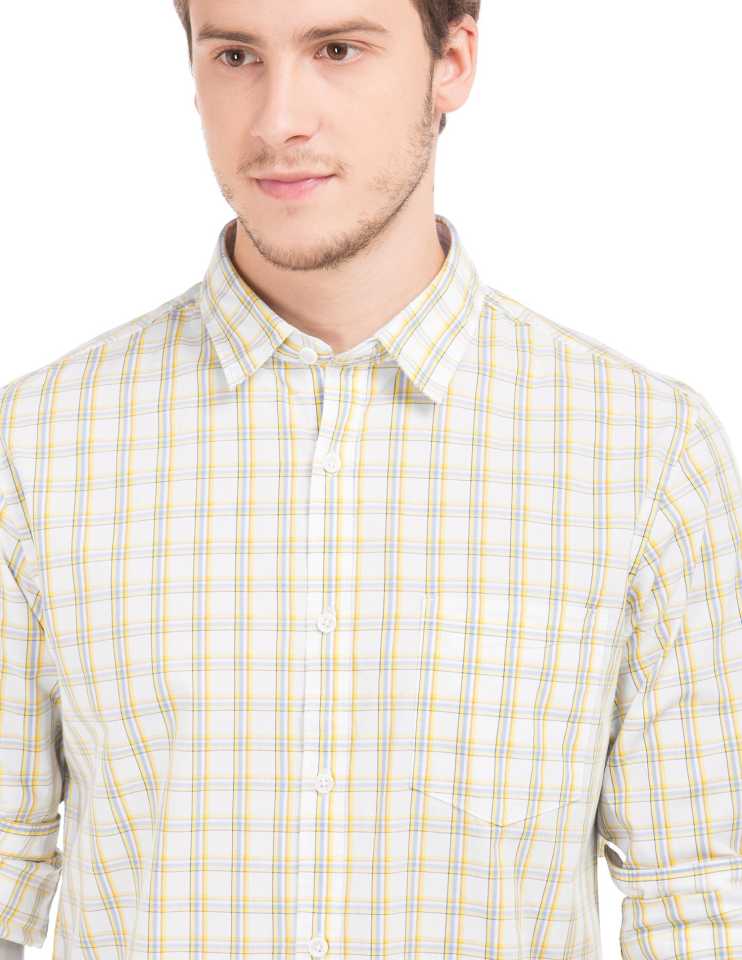 Men Regular Fit Checkered Casual Shirt