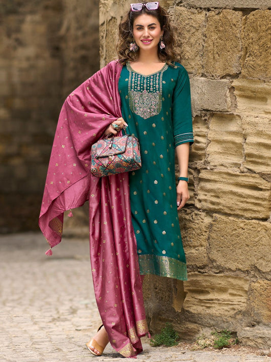 yoke-embroidered-green-muslin-jacquard-stitched-suit-set